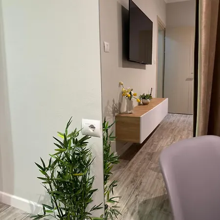 Appartement Square 24 Gjirokastër