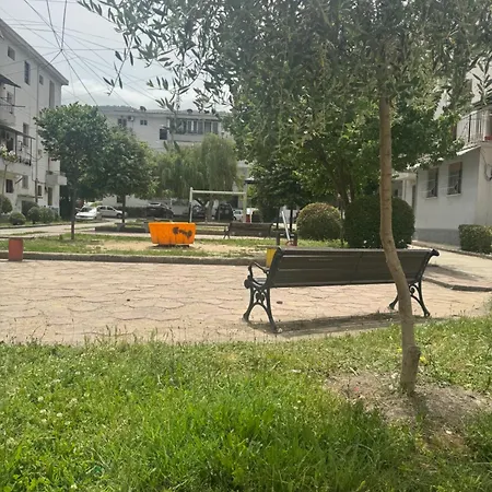 Square 24 Apartment
